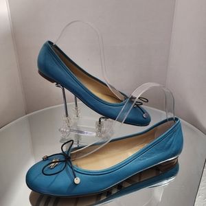 Burberry Blue Leather Flats Size 39.5